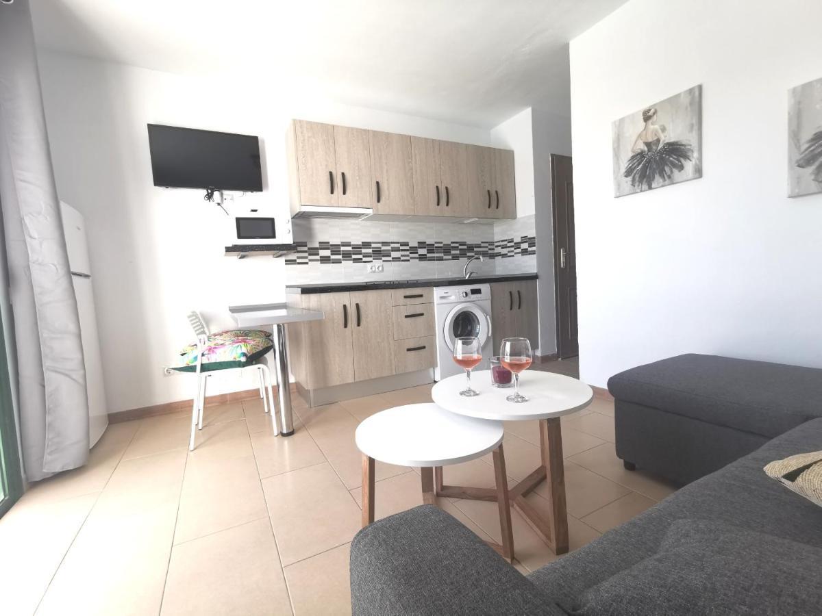 Casa Gian 2 Apartment คอร์ราเลโฮ ภายนอก รูปภาพ